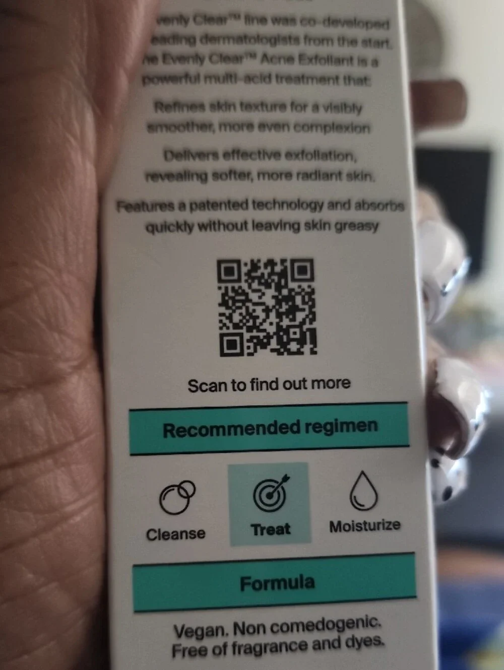 Neutrogena Evenly Clear Acne Exfoliant